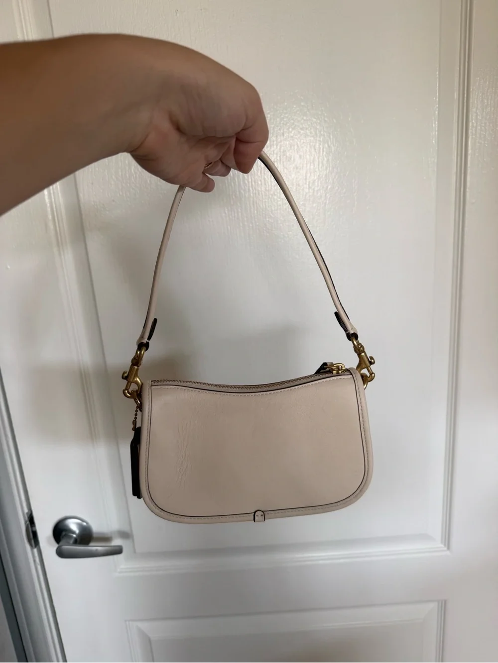 Coach compact shoulder